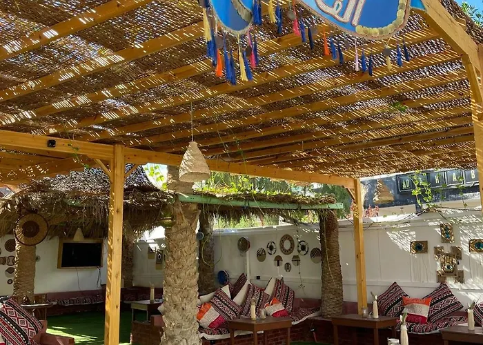 Club Red Egyptian & Local Residents
